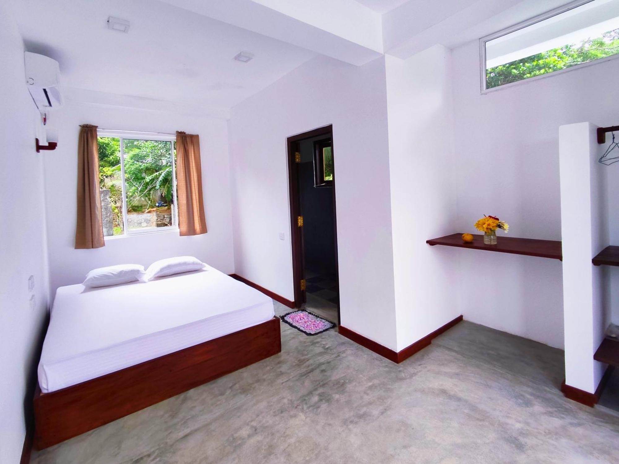 Arazo Gasthof Unawatuna